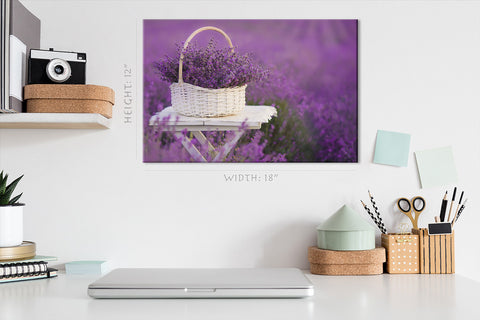 Canvas Print -  Basket With Lavender #E0792