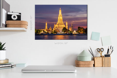 Canvas Print -  Wat Arun, Bangkok Thailand #E0301