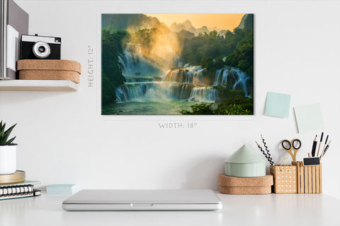 Canvas Print -  Detian Waterfall Is Locate At Border Of China And Vietnam #E0503