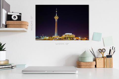 Canvas Print - Vista notturna di Milad Tower in Teheran #E0279