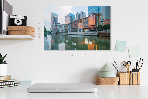 Impression sur toile - Empty River et Wuhan Skyline, Chine #E0350