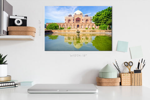 Canvas Print -  Facade View Of Humayun's Tomb, Delhi, India #E0456