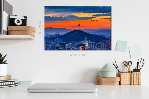 Canvas Print -  Namsan Skyline At Sunrise, Seoul, South Korea #E0448