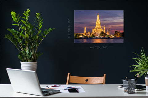 Canvas Print -  Wat Arun, Bangkok Thailand #E0301