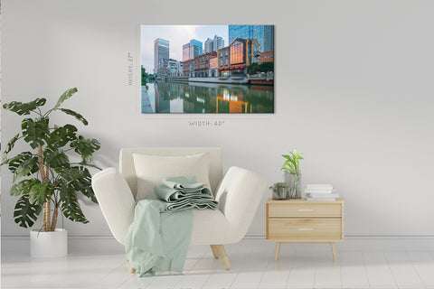 Impression sur toile - Empty River et Wuhan Skyline, Chine #E0350