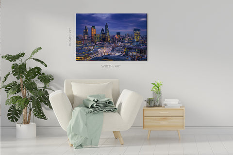 Impression sur toile - Vue panoramique sur l'horizon du quartier bancaire de Londres #E0275