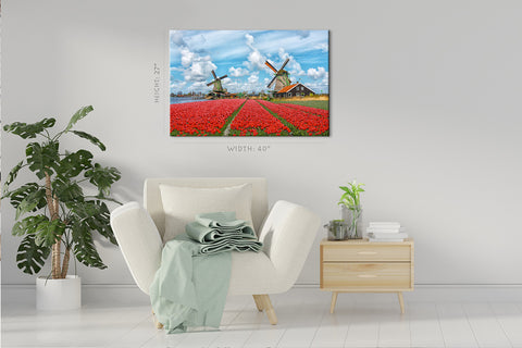 Canvas Print -  Field Of Red Tulips, Holland, Netherlands #E0751