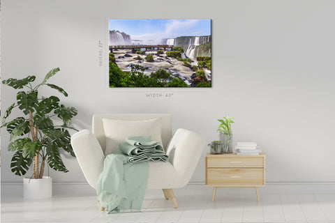 Canvas Print -  Impressive View Of Iguazu Waterfall At The Border Of Brazil And Argentina #E0569