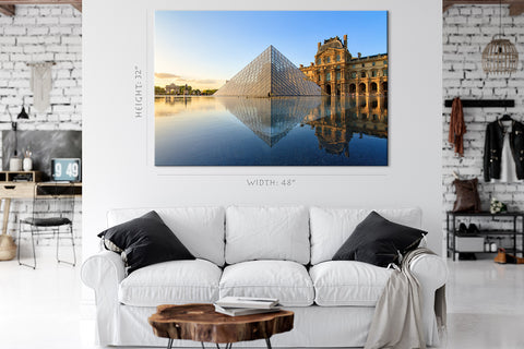 Canvas Print -  The Louvre Museum Pyramid View #E0229
