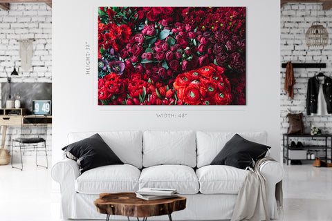 Canvas Print -  Red Bouquets Of Different Flowers #E0819