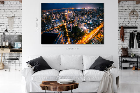 Canvas Print -  Mumbai Skyscrapers At Night, India #E0411