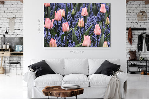 Impression sur toile - Tulipes roses et jacinthes muscari #E0754