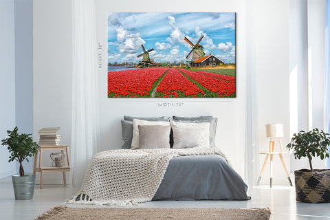 Canvas Print -  Field Of Red Tulips, Holland, Netherlands #E0751