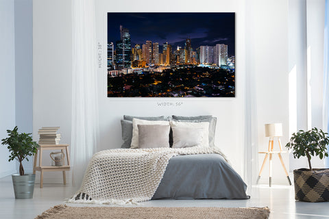 Impression sur toile - Vue de l'horizon de Makati la nuit, Metro Manila, Philippines #E0417